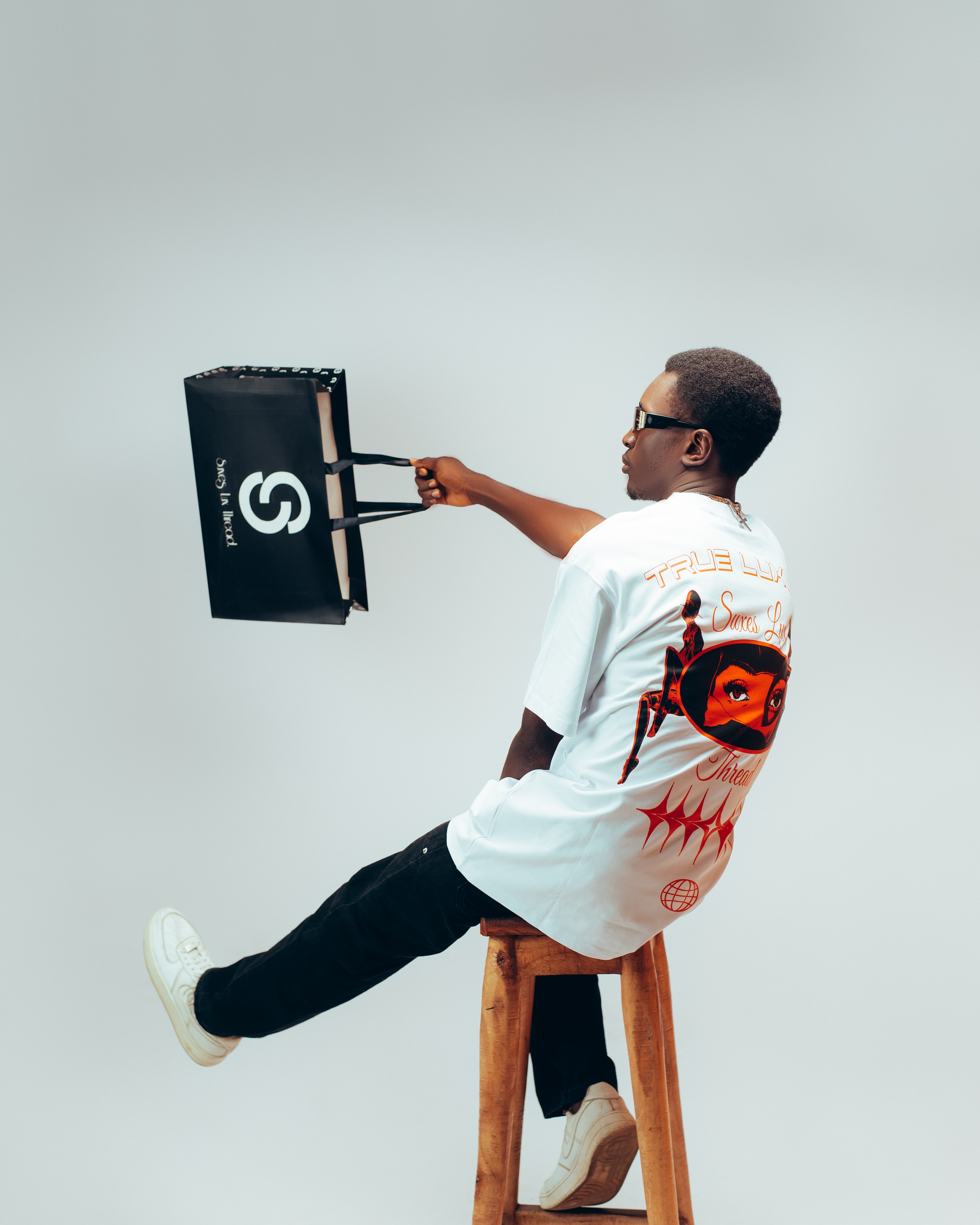 Suxes True Lux Graphics T-shirt